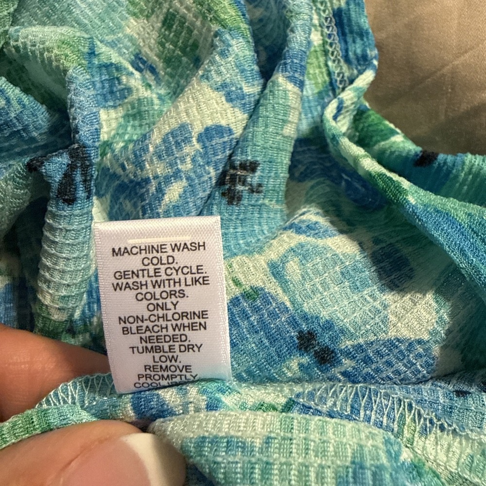 Cato Top Medium Rounded Tie Neck Bright Blue And Green Flowers NWT - Picture 9 of 9